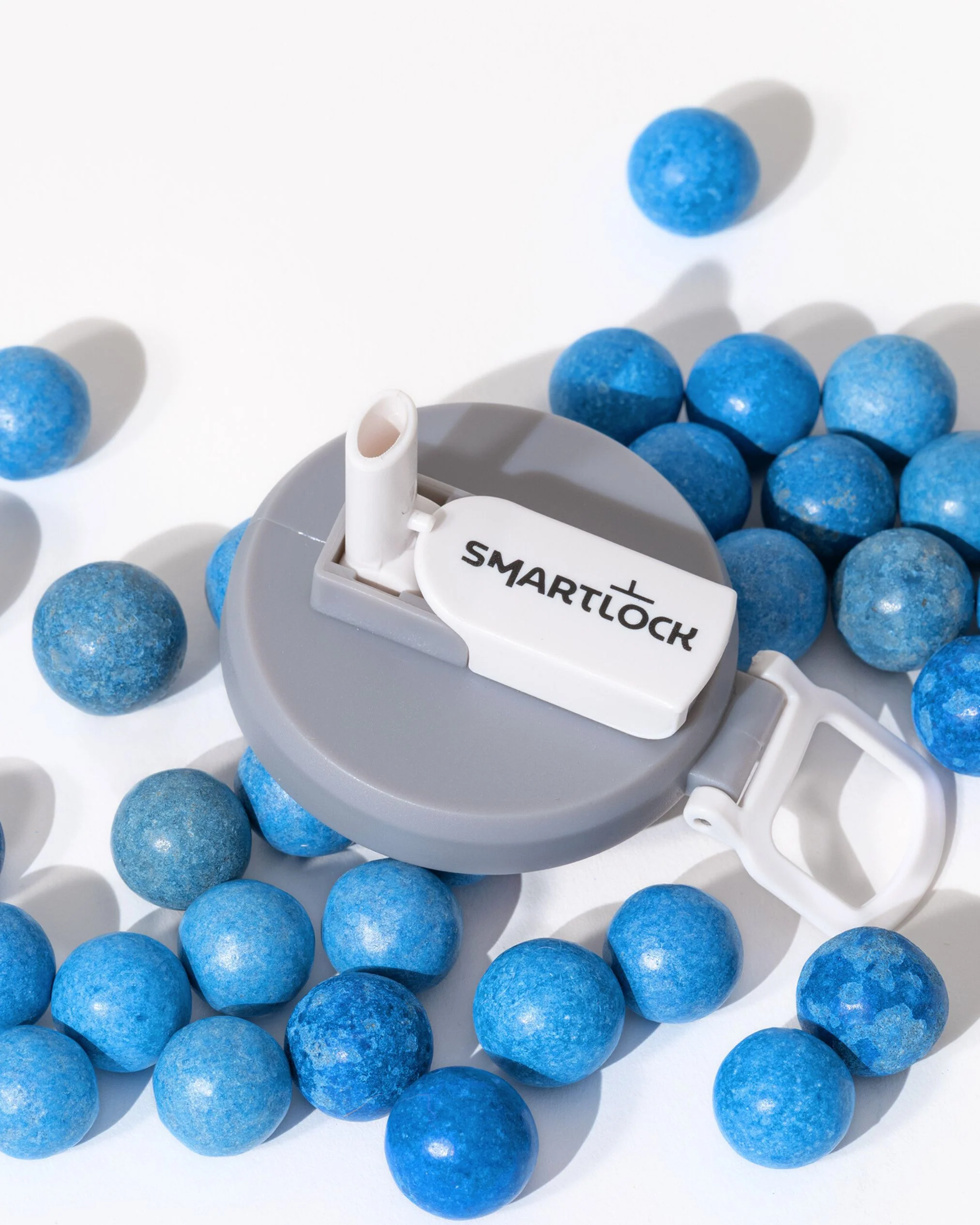 SmartLock Original – The Spill-Free Dream Lid - Image 3